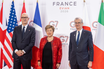 La directora gerente del Fondo Monetario Internacional (FMI), Kristalina Georgieva (Centro).