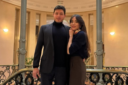 Susy Sacoto y Juan Pablo Gavilanes oficializaron su compromiso tras varios meses de mostrarse juntos en actividades públicas.