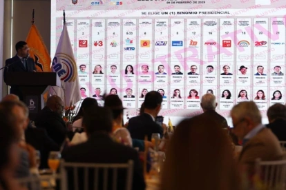 La política ecuatoriana se transformó en un concurso de imagen. Se normalizó elegir candidatos por popularidad, por presencia en redes o por el ‘outfit’ utilizado.