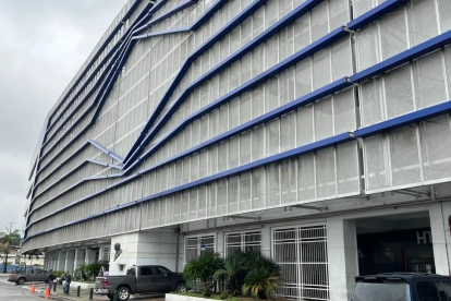 Varios palcos del estadio Capwell entre los bienes a subastar por CFN.
