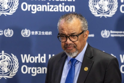 Representante de la Organización Mundial de la Salud durante una rueda de prensa en Ginebra.