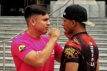 Los peleadores protagonizaron un intenso careo previo al debut de ALTUM, la nueva promotora ecuatoriana de MMA.