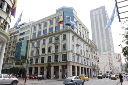 Asombra la rapidez de la designación por parte del Consejo Provincial del Guayas de las tres candidatas para ser nueva viceprefecta de la provincia.