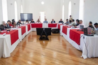 En el debate sobre el transporte se sumó la sociedad civil con 19 representantes de diversos sectores.