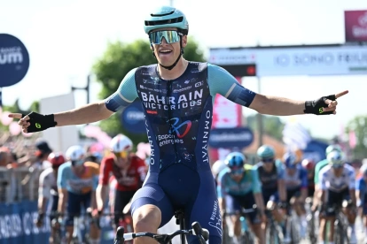 El belga Alec Segaert (Bahrain Victorious) ha sido el vencedor de la duodécima etapa del Giro de Italia disputada entre Imperia y Novi Ligure.