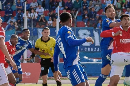 Daquilema vs Emelec por la Copa Ecuador 2026.
