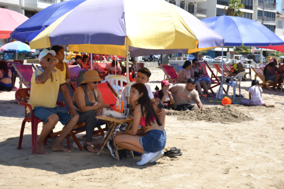 En Santa Elena hay gran optimismo con la llegada de los turistas en el feriado por la Batalla del Pichincha
