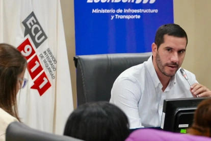 El ministro Roberto Luque presidió la sesión del COE Nacional por el fenómeno de El Niño y emitió cinco resoluciones.