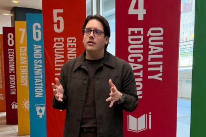 Durante el encuentro internacional, el especialista destacó la importancia de generar soluciones colaborativas desde lo local hacia lo global.