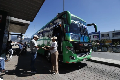 Servicio. Hace cuatro años, en Tumbaco se aprobó el alza de la tarifa del pasaje. En la parroquia rural, dependiendo de la distancia, el costo varía.