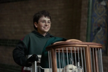 HBO Max presentó imágenes inéditas de la adaptación televisiva de Harry Potter, basada en la obra de J.K. Rowling.