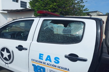 Sujeto lanzó piedras a camioneta de Segura EP en La Trinitaria.