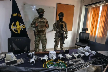 Parte de las cámaras que fueron desmontadas en barrios de Guayaquil.