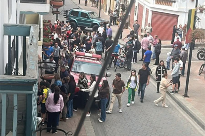 Un violento asalto a una joyería en Chordeleg término con el linchamiento de uno de los sospechosos.