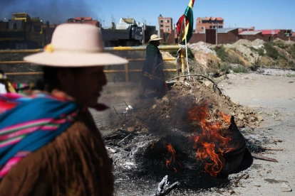 Evo Morales moviliza a grupos indígenas para incendiar Bolivia y exhibir un mensaje claro: si no gobernamos nosotros, nadie gobierna.