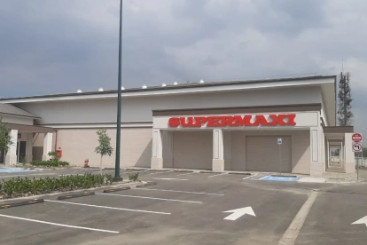 El nuevo local de Supermaxi está ubicado en la ciudadela Vistana de la vía a Daule.