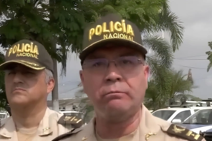Comandante policial de El Oro durante un pronunciamiento público sobre la impunidad en procesos judiciales.