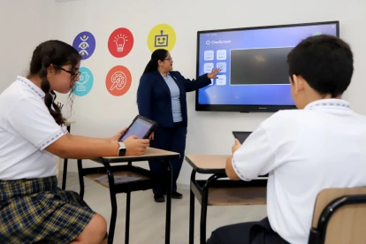 A 77,7 % de representantes encuestados les preocupa que la Inteligencia Artificial limite el pensamiento crítico de estudiantes.