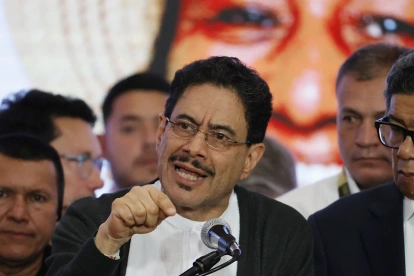 El candidato presidencial Iván Cepeda, del partido izquierdista Pacto Histórico, habla durante una rueda de prensa tras conocerse los resultados electorales, este domingo 31 de mayo en Bogotá.