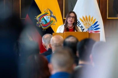 La oficialista Mishel Mancheno presentó el proyecto de Ley Antimafias, este 1 de junio del 2026.