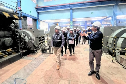 Septiembre de 2025, un equipo auditores de la Contraloría visitó la Central Termoeléctrica de Caramayo, en Loja, como parte del examen especial a la fallida repotenciación.