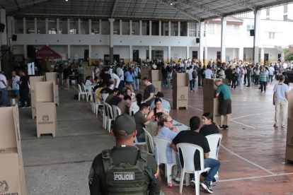 La Registraduría de Colombia procesa actas con rapidez y sin interferencia del Ejecutivo, reforzando su credibilidad.