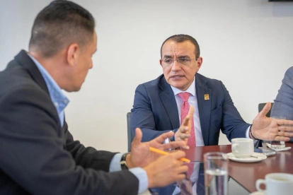 El alcalde de Portoviejo, Javier Pincay, impugnó la resolución del CNE con la que se lo escluyó del registro electoral vigente.