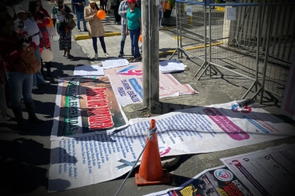 Familiares de personas privadas de libertad protestaron frente al SNAI para exigir información y atención en las cárceles.