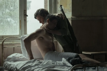 Sebastián y Rafael en la película La Bola Negra del Festival de Cannes 2026