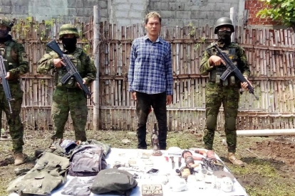 Militares detuvieron a un presunto miembro de Los Lobos en Babahoyo durante un operativo.
