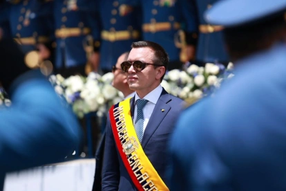El presidente Daniel Noboa ha expresado públicamente su interés en el proceso electoral colombiano, lo que ha generado cuestionamientos de analistas y actores políticos.