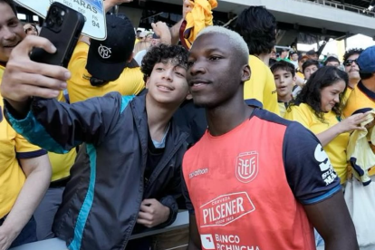 Moisés Caicedo es hoy uno de los jugadores más valiosos y cotizados de la selección.