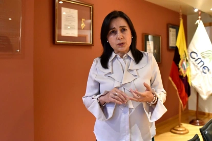 María Eulalia Silva es presidenta ejecutiva de la Cámara de Minería del Ecuador (CME) expone el alcance de los nuevos acuerdos ministeriales 056 y 057.