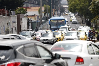 Este viernes 5 de junio de 2026 sí estará vigente la restricción vehicular del pico y placa en Quito.