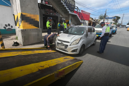 ATM detecta en Guayaquil vehículo con deuda superior a $75.000 en multas.
