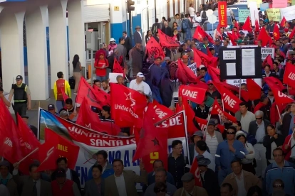 Dirigentes de organizaciones educativas anunciaron una demanda de inconstitucionalidad y una movilización nacional.