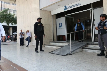 Expertos cuestionan los tiempos de algunas intervenciones supervisadas por la Superintendencia de Compañías.