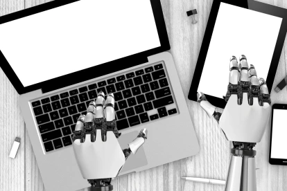 El uso de chatbots sin políticas internas puede exponer información confidencial de clientes y generar riesgos legales para las empresas.