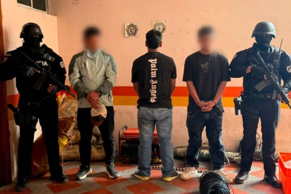 Tres sospechosos fueron capturados en Carchi por presuntos nexos con una disidencia de las FARC.