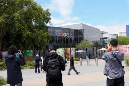 La creciente demanda de potencia para inteligencia artificial llevó a Google a firmar un acuerdo multimillonario con SpaceX por capacidad de computación avanzada.
