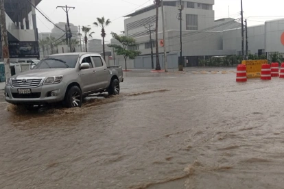 Avenida Juan Tanca Marengo la tarde de este domingo 7 de junio.