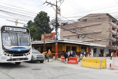 Los trabajos viales han provocado molestias en la ciudadela Mapasingue debido a que se desconoce cuándo terminarán.