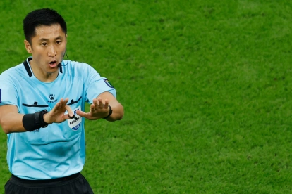 El árbitro Ma Ning, quien ha despertado un inusitado entusiasmo en China por el Mundial 2026.