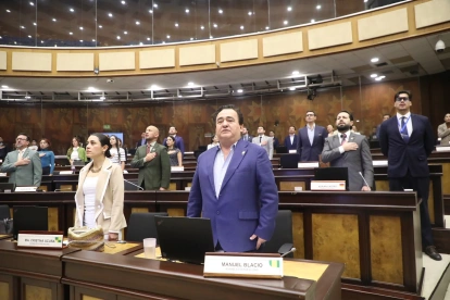 Tres asambleísta de ADN presentaron solicitudes de cambio del orden del día este 9 de junio de 2026.