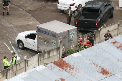 El cuerpo de Nathaly Mafla fue localizado en una quebrada del sector La Vicentina, tras cinco días de búsqueda.