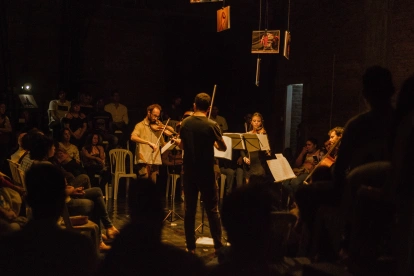 La misión de Música Ocupa es acercar la música clásica a espacios donde habitualmente no existe acceso a este tipo de expresiones artísticas.