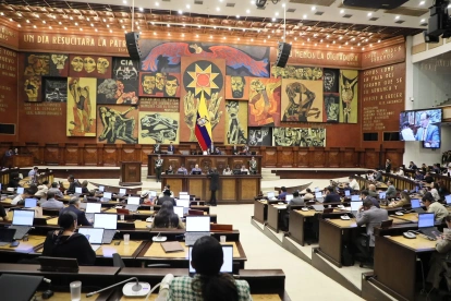 Con 87 votos, la Asamblea aprobó la Ley para Sancionar el Uso Delictivo de Uniformes.