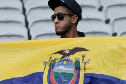 Los hinchas ecuatorianos que no viajaron quieren seguir a la Tri desde nuestro país.