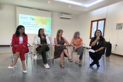 La ESPOL y FUNCAVID promovieron un encuentro que fortaleció alianzas académicas, investigación aplicada y cooperación para el desarrollo sostenible del archipiélago.