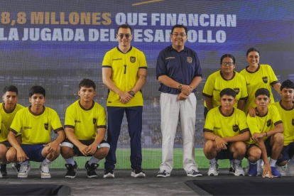 El presidente de la República, Daniel Noboa durante su visita en El Empalme